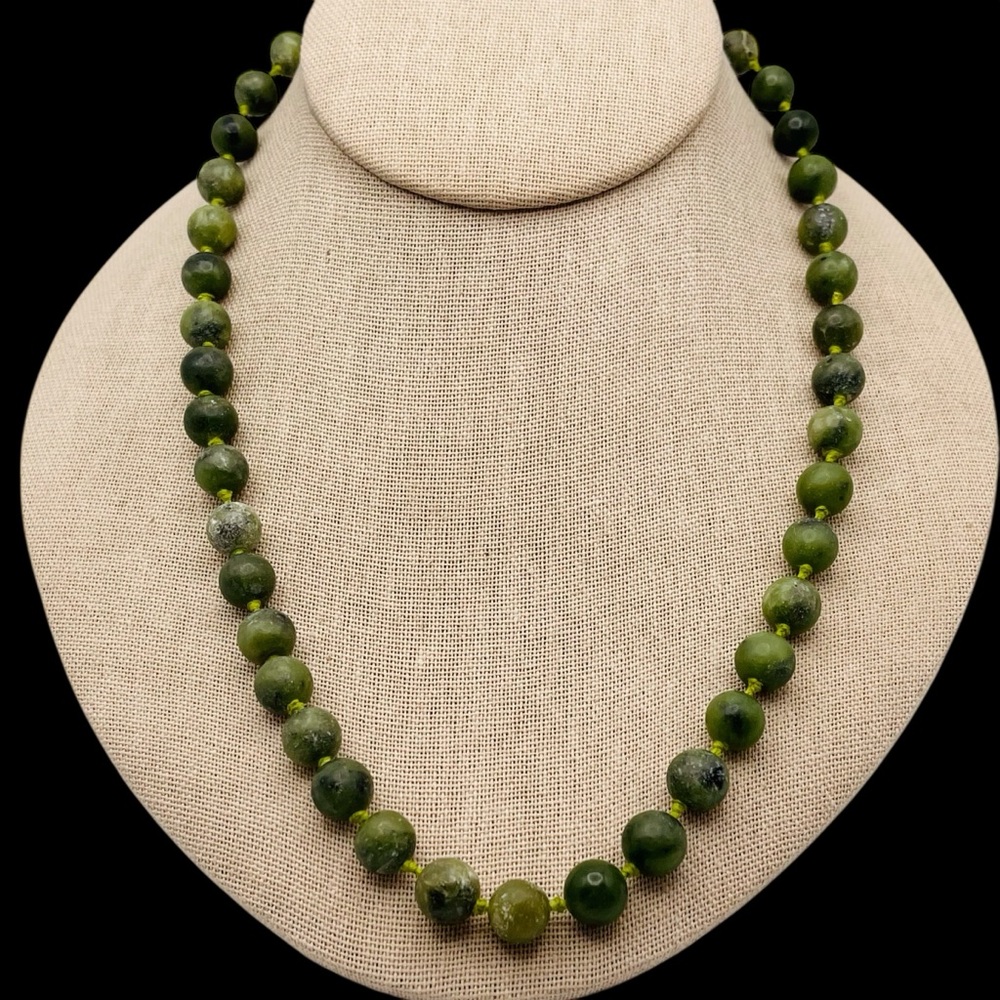 Hand Crafted Green Beaded Necklace